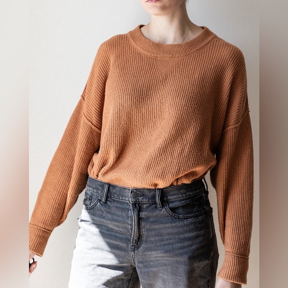 Aerie Oversized Orange Knit Sweater - Picture 5 of 7